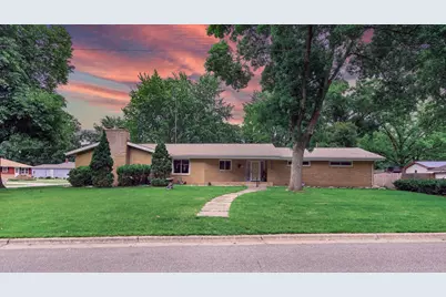 755 3rd Avenue NW, Milaca, MN 56353 - Photo 2