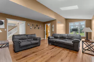 1102 Southern Hills Ln SW, Rochester, MN 55902 - Photo 2