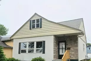 2613 3rd Ave W, Hibbing, MN 55746 - Photo 1