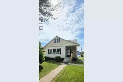 2613 3rd Avenue W, Hibbing, MN 55746 - Photo 1