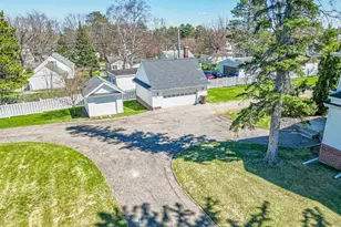 3802 1st Ave, Hibbing, MN 55746 - Photo 4