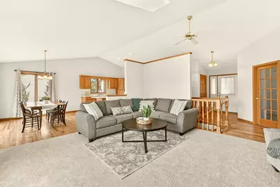 217 Whispering Hills Drive, Saint Charles, MN 55972 - Photo 4