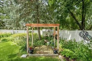 12914 5th Ave S, Burnsville, MN 55337 - Photo 40