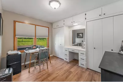 11990 380th Avenue, Blue Earth, MN 56013 - Photo 18