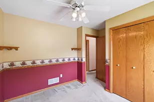 1113 Polk St S, Shakopee, MN 55379 - Photo 22