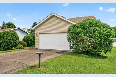 1113 Polk Street S, Shakopee, MN 55379 - Photo 2