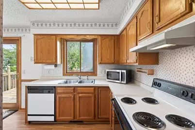 1113 Polk Street S, Shakopee, MN 55379 - Photo 14