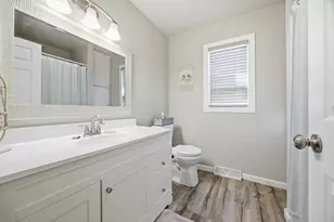 2504 18th St S, Moorhead, MN 56560 - Photo 30