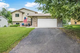 9162 Kirkwood Ln N, Maple Grove, MN 55369 - Photo 2