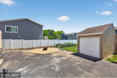 701 69th Avenue N, Brooklyn Center, MN 55430 - Photo 18
