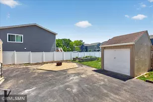 701 69th Ave N, Brooklyn Center, MN 55430 - Photo 18