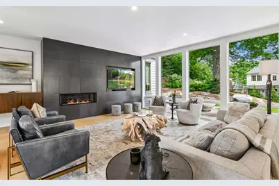 1058 E Circle Drive, Wayzata, MN 55391 - Photo 10