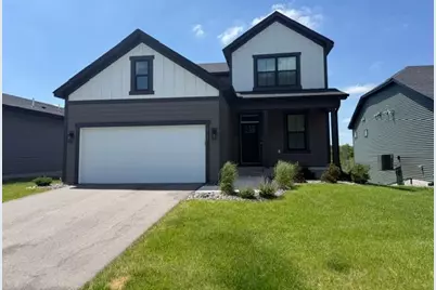 10547 Robinwood Road, Chaska, MN 55318 - Photo 1