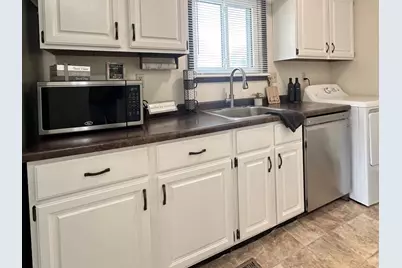 2209 Mayfair Road, Golden Valley, MN 55427 - Photo 6