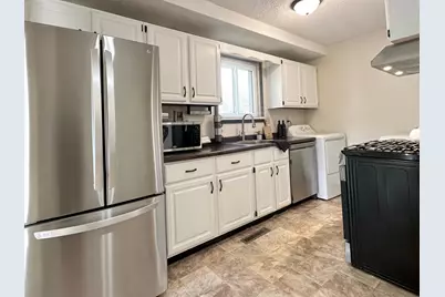 2209 Mayfair Road, Golden Valley, MN 55427 - Photo 4