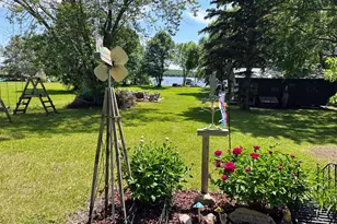 31514 Landing Dr, Dent, MN 56528 - Photo 12