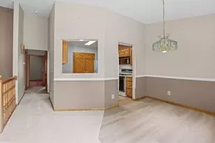 8792 Norway St NW, Coon Rapids, MN 55433 - Photo 10