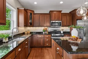 2715 Fieldstone Dr, Victoria, MN 55386 - Photo 10