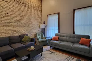 326 E 18th St, Minneapolis, MN 55404 - Photo 10