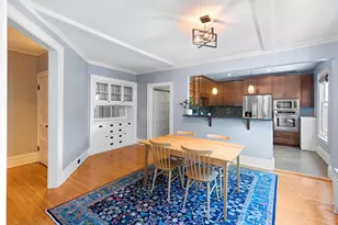 2011 Emerson Ave S, Minneapolis, MN 55405 - Photo 8
