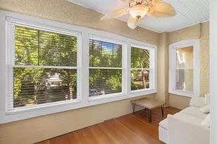 2011 Emerson Ave S, Minneapolis, MN 55405 - Photo 6
