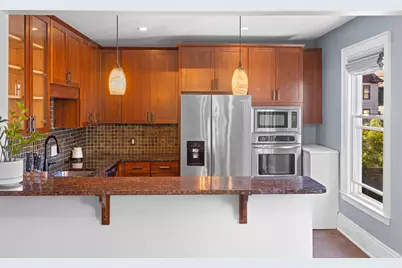 2011 Emerson Avenue S #202, Minneapolis, MN 55405 - Photo 12