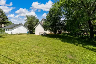 585 S Wasson Lane, River Falls, WI 54022 - Photo 28