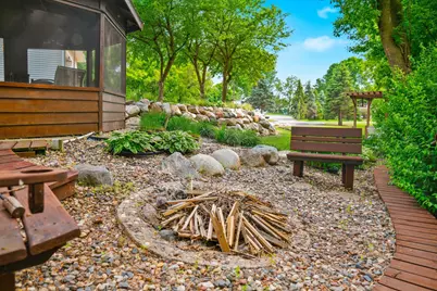 1146 Pleasure Drive W, Litchfield, MN 55355 - Photo 40