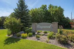 95 Holly Ln N, Plymouth, MN 55447 - Photo 2
