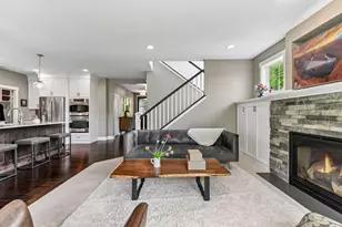 264 Benton Ave, Wayzata, MN 55391 - Photo 10