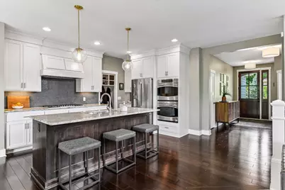 264 Benton Avenue, Wayzata, MN 55391 - Photo 12