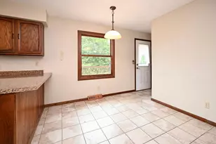 217 13th Ave S, Onalaska, WI 54650 - Photo 6