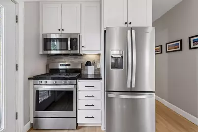 3228 Hampshire Avenue S, Saint Louis Park, MN 55426 - Photo 22