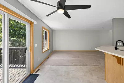 441 Pleasant Lane, Chaska, MN 55318 - Photo 8
