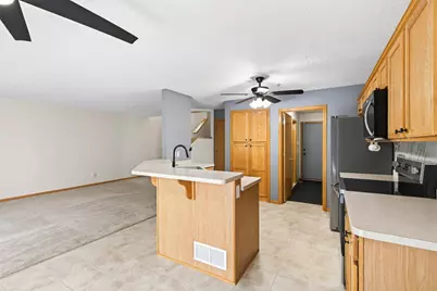 441 Pleasant Lane, Chaska, MN 55318 - Photo 6