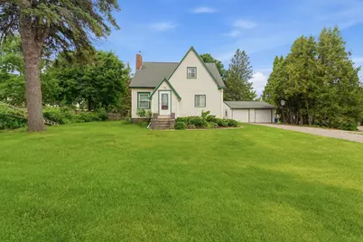 1113 State Street N, Waseca, MN 56093 - Photo 1