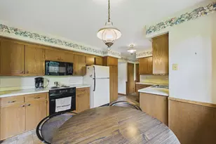 9100 34 1/2 Ave N, New Hope, MN 55427 - Photo 6