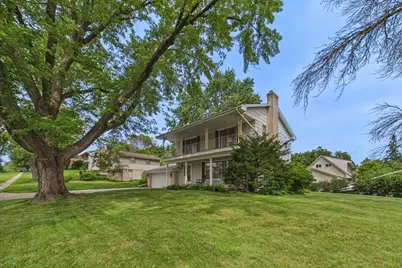 9100 34 1/2 Avenue N, New Hope, MN 55427 - Photo 2