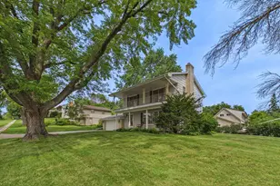 9100 34 1/2 Ave N, New Hope, MN 55427 - Photo 2