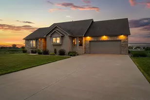 2908 5th Ave SW, Austin, MN 55912 - Photo 2