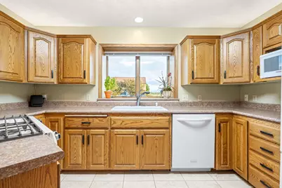 2908 5th Avenue SW, Austin, MN 55912 - Photo 18