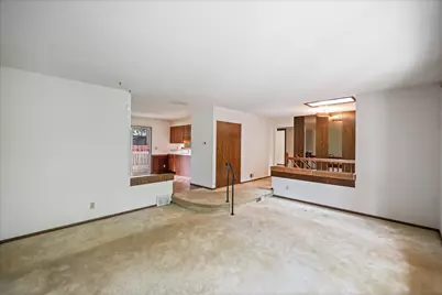 13009 Lakeview Drive, Burnsville, MN 55337 - Photo 10