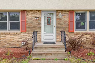 51 Luella Street S, Saint Paul, MN 55119 - Photo 2