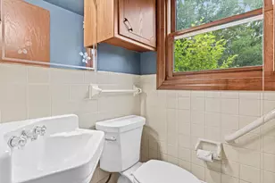 51 Luella Street S, Saint Paul, MN 55119 - Photo 8