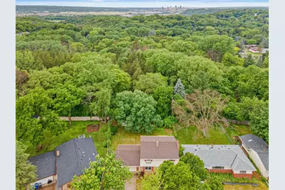 51 Luella Street S, Saint Paul, MN 55119 - Photo 20