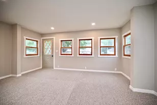520 Hamilton St, Winona, MN 55987 - Photo 2