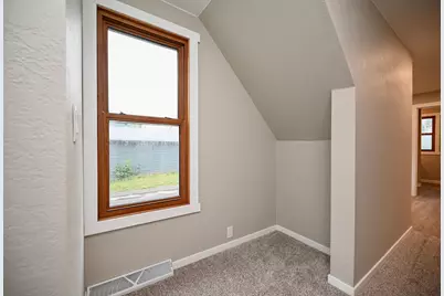 520 Hamilton Street, Winona, MN 55987 - Photo 10