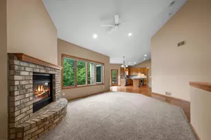 3878 Arlington Dr, Woodbury, MN 55129 - Photo 6