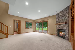 3878 Arlington Dr, Woodbury, MN 55129 - Photo 48