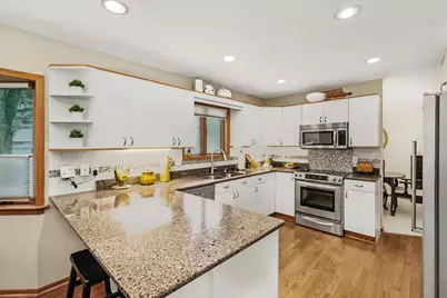 1400 4th Street S, South Saint Paul, MN 55075 - Photo 2